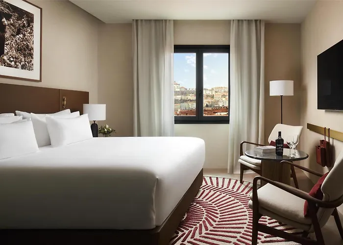 Hotel Tivoli Kopke Porto Gaia 5*