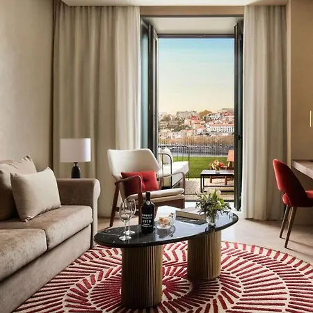 Hotel Tivoli Kopke Porto Gaia 5*