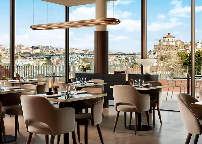 Hotel Tivoli Kopke Porto Gaia 5*